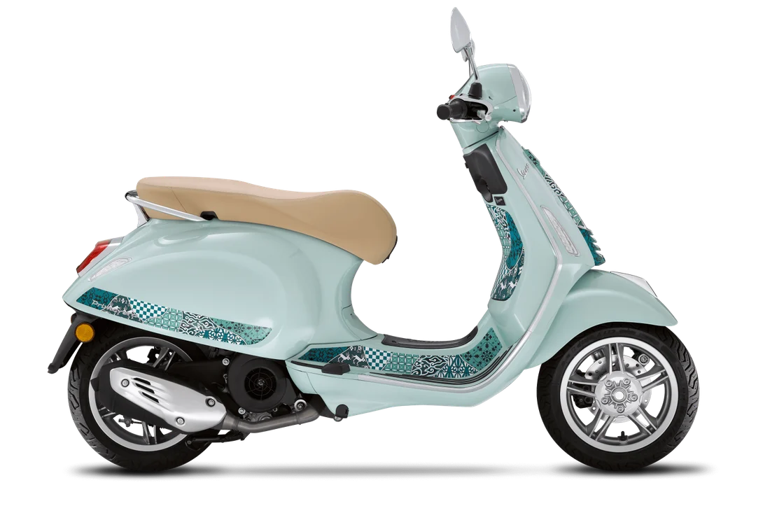 Vespa Primavera 125 Batik